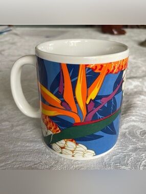 Hilo Hattie Bird of Paradise mug 
Bundle two mugs from 2 for $10.
